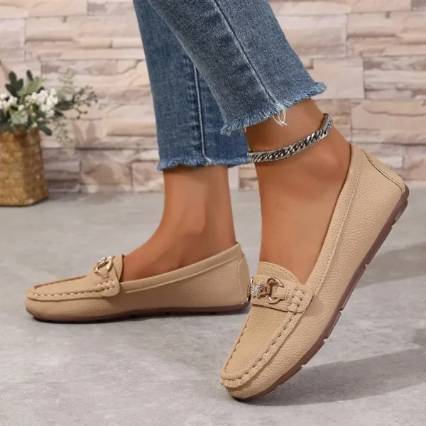 2024 Spring and Autumn Solid Color Women's Flat Shoe Fashionable Round Toe Low Heel Casual Large Size Slip-on Women's Flat Shoes - Image 2