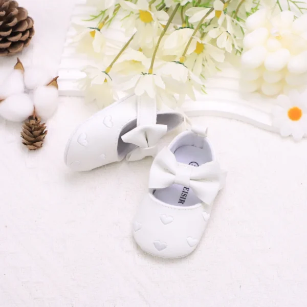 Baby girl toddler shoes baby embroidery love style baby's first pair of step shoes breathable non-slip fashion - Image 2