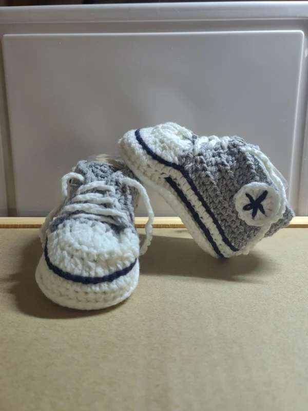 QYFLYXUEQYFLYXUE-Crochet baby shoes,handmade Baby Crochet Booties,Baby sports shoes select size:9cm 10cm 11cm