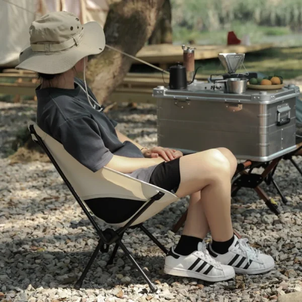 Portable Folding Chair Outdoor Camping Picnics Chairs with Breathable Mesh Backrest Lightweight High Load-bearing Picnic Chair